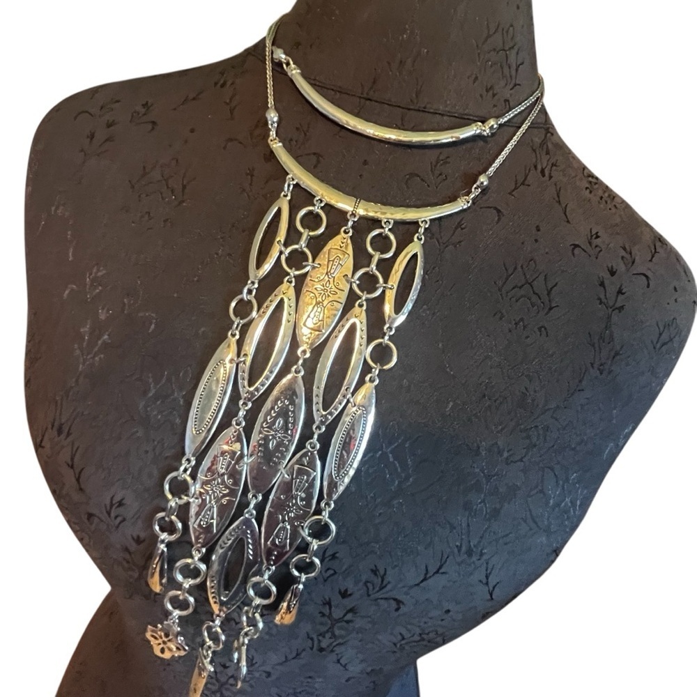 Chico’s Silver Toned Double Western Statement Chain Charm Necklace Massive - Picture 3 of 6